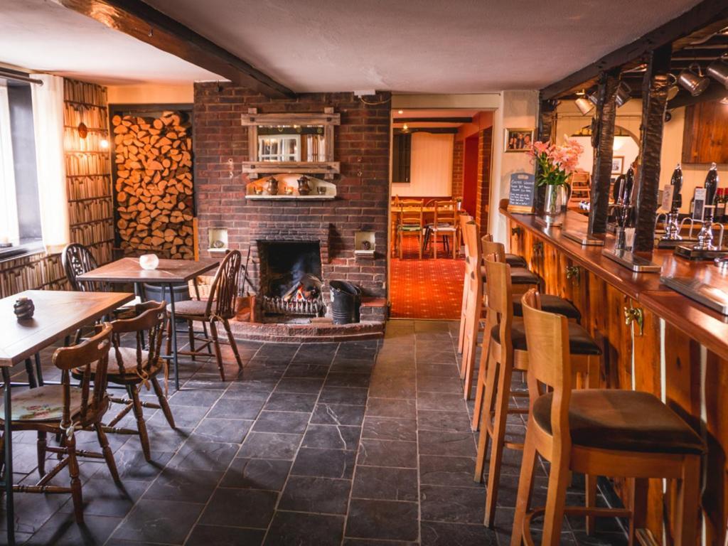 The Shoe Inn Plaitford Екстериор снимка